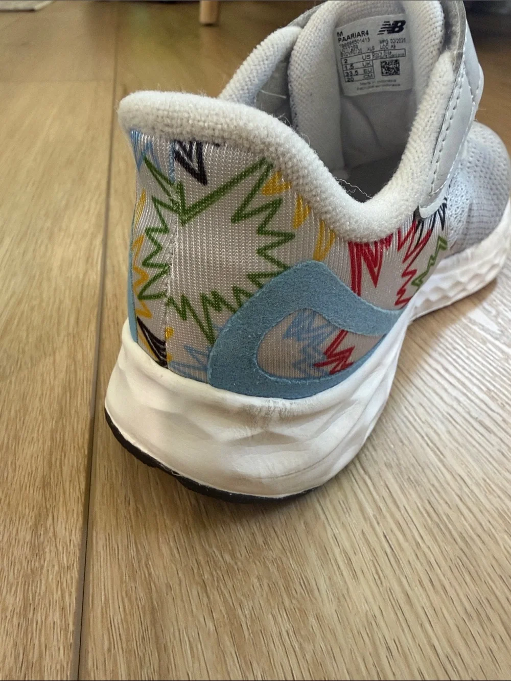 New Balance Kids Fresh Foam Arishi v4 Bungee Lace with Top Strap Running Shoe